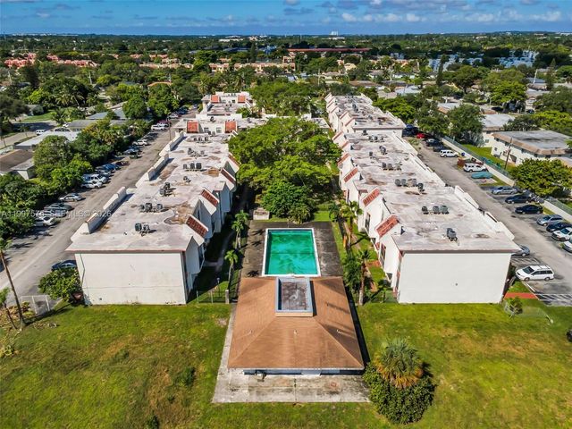 1798 NW 55th Avenue 202, Lauderhill, FL 33313