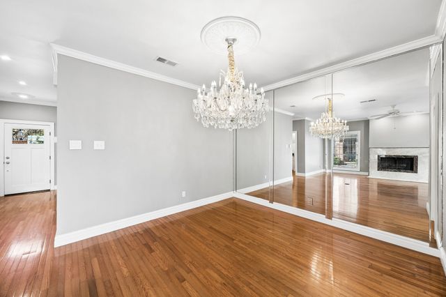 7055 Inwood Road, Dallas, TX 75209