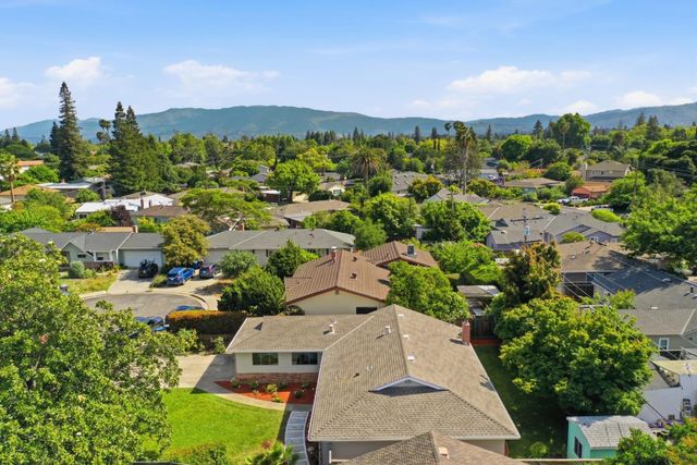 407 Lawndale Avenue, Campbell, CA 95008