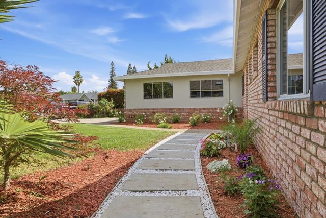 407 Lawndale Avenue, Campbell, CA 95008