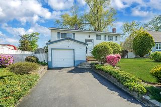 26 Clarke Street, Brentwood, NY 11717