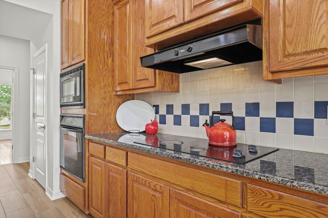 12101 Hanging Valley DR, Austin, TX 78726