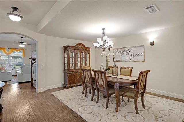 6300 SUDBURY Lane, Mesquite, TX 75181