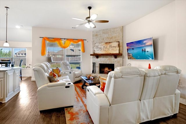 6300 SUDBURY Lane, Mesquite, TX 75181