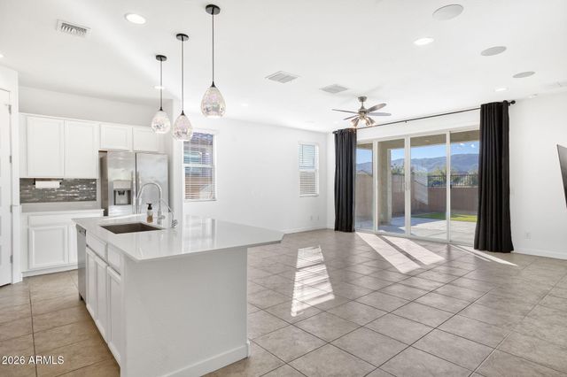 1313 E GLASS Lane, Phoenix, AZ 85042