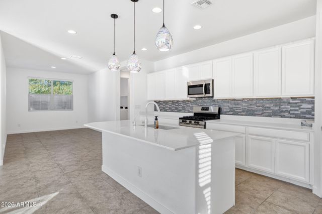 1313 E GLASS Lane, Phoenix, AZ 85042