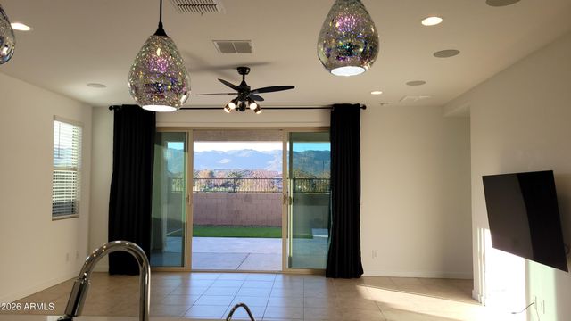 1313 E GLASS Lane, Phoenix, AZ 85042