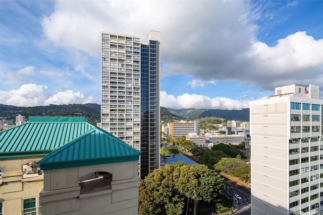 1315 Kalakaua Avenue 1911, Honolulu, HI 96826