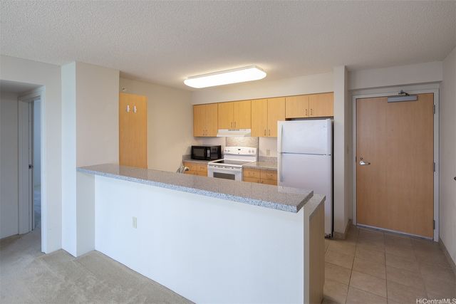 1315 Kalakaua Avenue 1911, Honolulu, HI 96826
