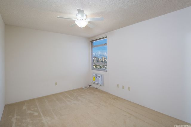 1315 Kalakaua Avenue 1911, Honolulu, HI 96826