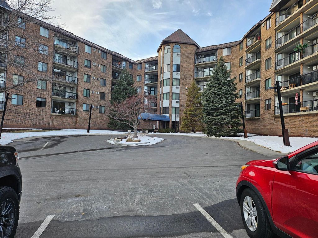 2601 Kenzie Terrace 519, Minneapolis, MN 55418 — exterior