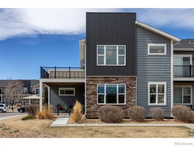 653 Grandview Mdws Drive, Longmont, CO 80503