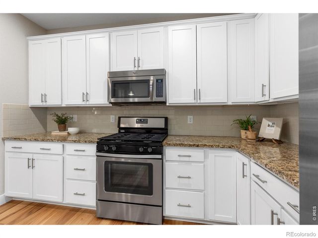 653 Grandview Mdws Drive, Longmont, CO 80503