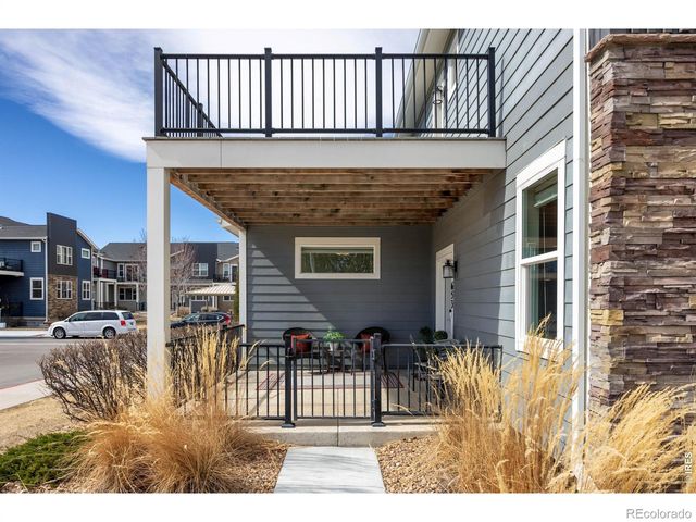 653 Grandview Mdws Drive, Longmont, CO 80503
