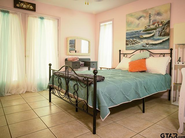 951a County Road 4414, Jacksonville, TX 75766