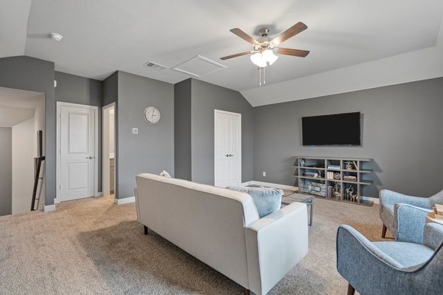 105 RINGTRAIL Drive, Rhome, TX 76078