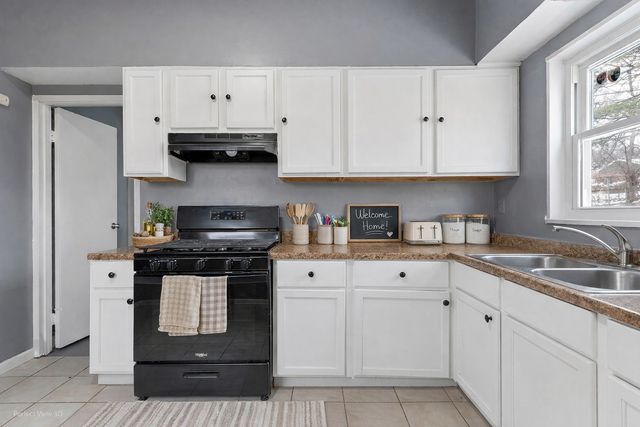 176 Monee Road, Park Forest, IL 60466