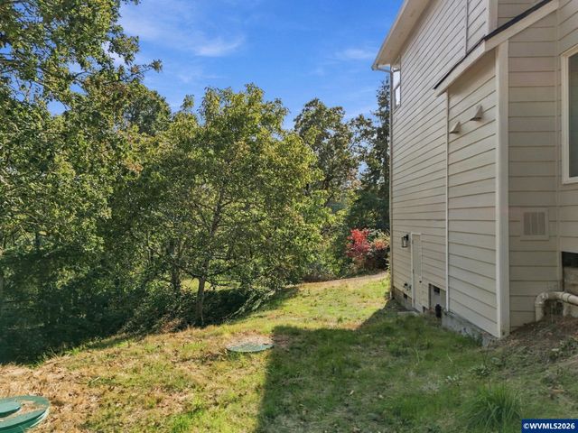 10392 Kiska Rd SE, Jefferson, OR 97352