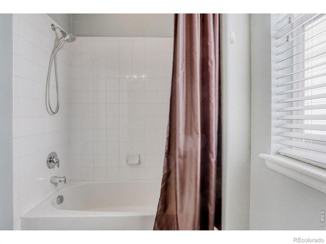 2116 Addie Rose Lane, Longmont, CO 80501