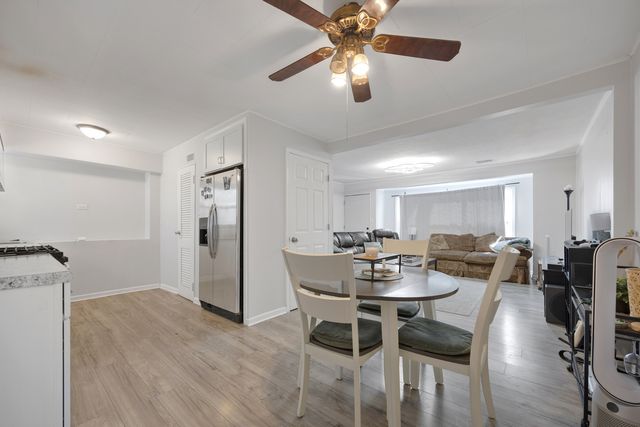 375 Douglas Road, Batavia, IL 60510