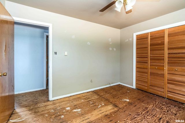 1378 Skelcher Boulevard, Makanda, IL 62958