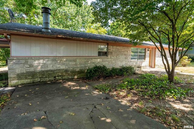 1378 Skelcher Boulevard, Makanda, IL 62958