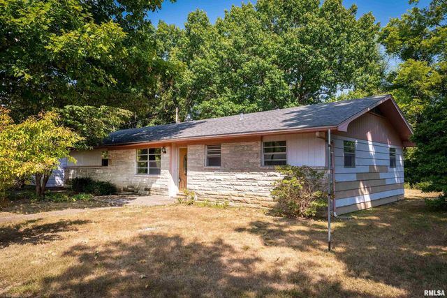 1378 Skelcher Boulevard, Makanda, IL 62958