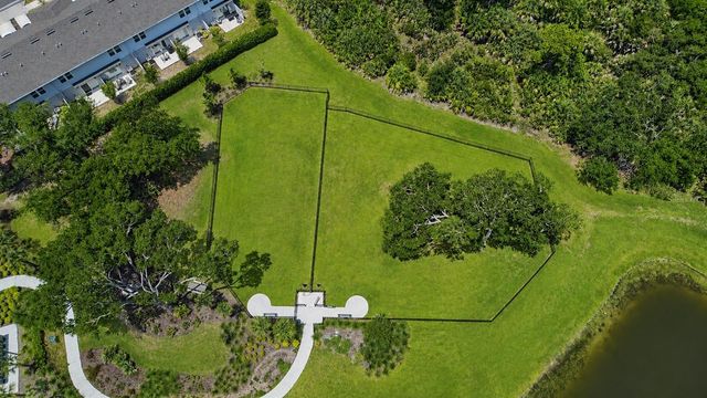 5848 BISCOTTI STREET, Nokomis, FL 34275