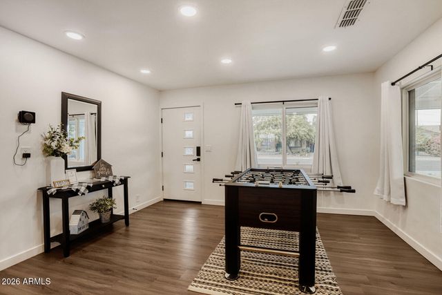 7715 E CATALINA Drive, Scottsdale, AZ 85251