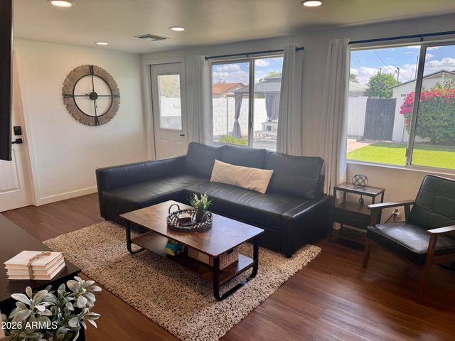 7715 E CATALINA Drive, Scottsdale, AZ 85251