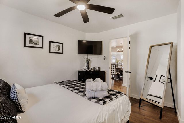 7715 E CATALINA Drive, Scottsdale, AZ 85251