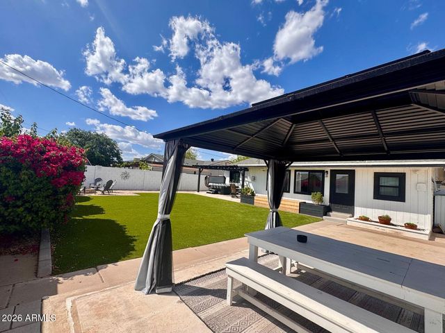 7715 E CATALINA Drive, Scottsdale, AZ 85251