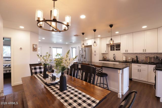 7715 E CATALINA Drive, Scottsdale, AZ 85251