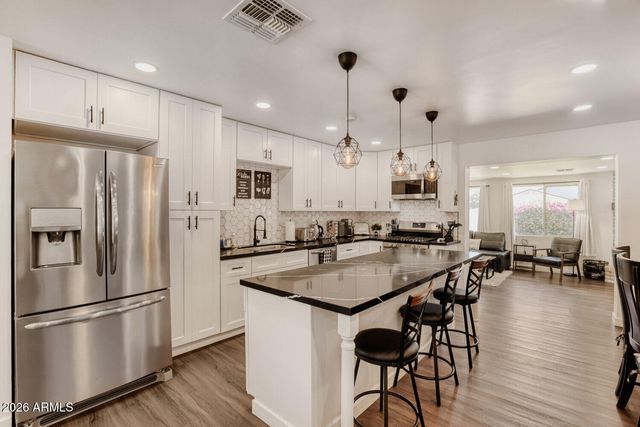 7715 E CATALINA Drive, Scottsdale, AZ 85251