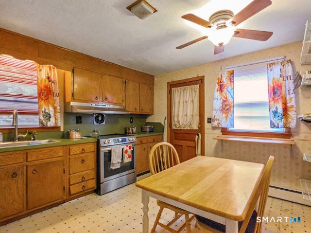 27 Norman Drive, East Hartford, CT 06108