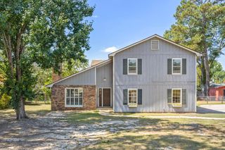 6825 Ellis Drive, Columbus, GA 31904