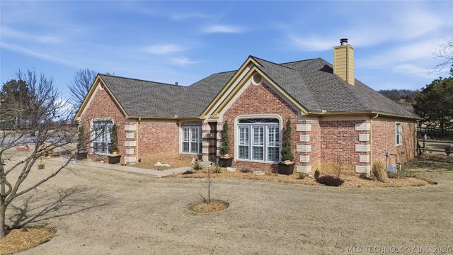 22425 S Rose Glen Court, Claremore, OK 74019