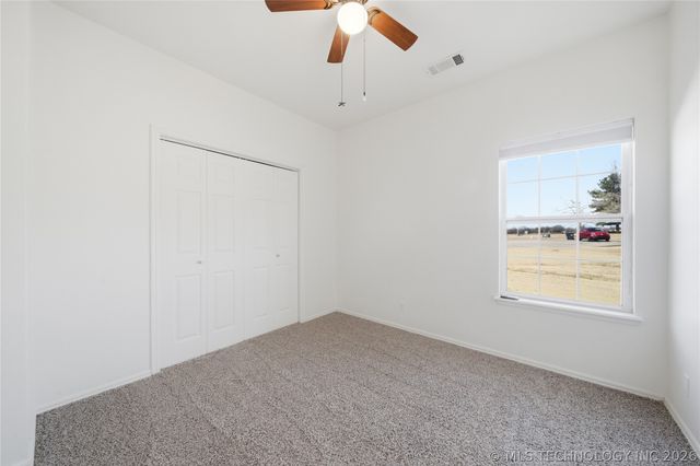 22425 S Rose Glen Court, Claremore, OK 74019