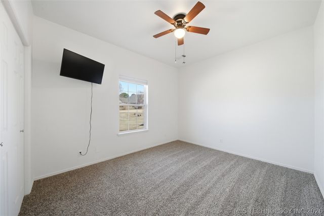 22425 S Rose Glen Court, Claremore, OK 74019