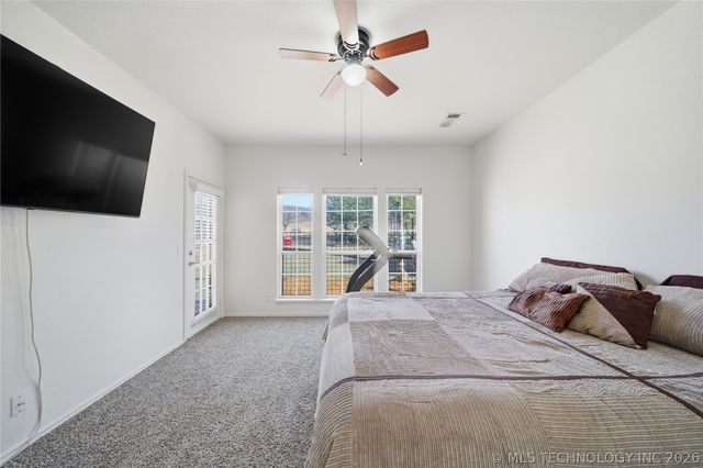 22425 S Rose Glen Court, Claremore, OK 74019