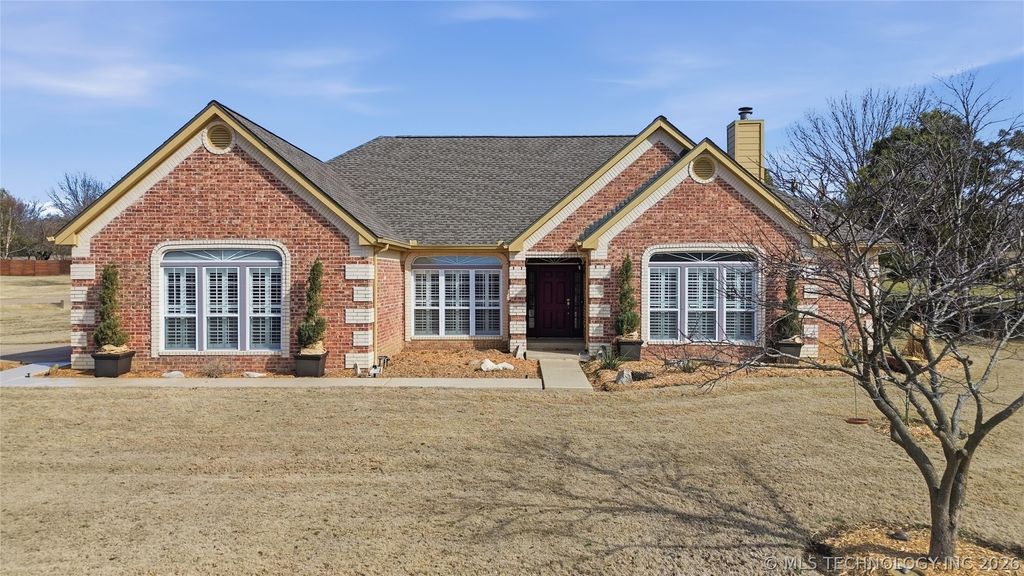 22425 S Rose Glen Court, Claremore, OK 74019