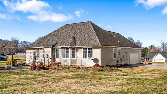 1406 Elks Forest Drive, Climax, NC 27233