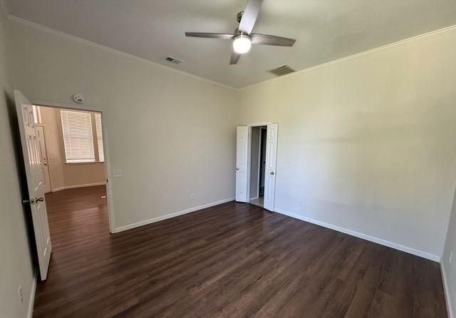 1338 Overlook Drive, Lewisville, TX 75067