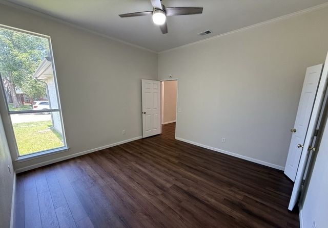 1338 Overlook Drive, Lewisville, TX 75067