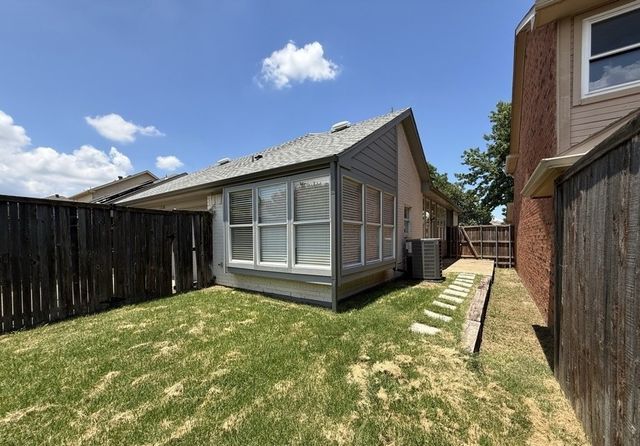 1338 Overlook Drive, Lewisville, TX 75067