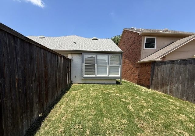 1338 Overlook Drive, Lewisville, TX 75067