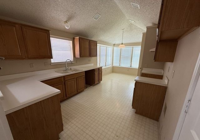 1338 Overlook Drive, Lewisville, TX 75067