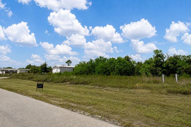 1541 Road 5507, Cleveland, TX 77327