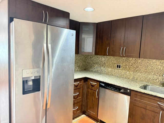 6978 NW 166th Terrace 1604, Miami Lakes, FL 33014