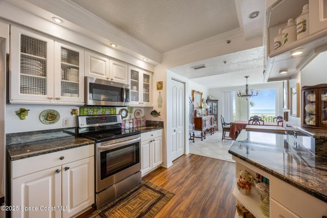 925 N Highway A1a 205, Indialantic, FL 32903